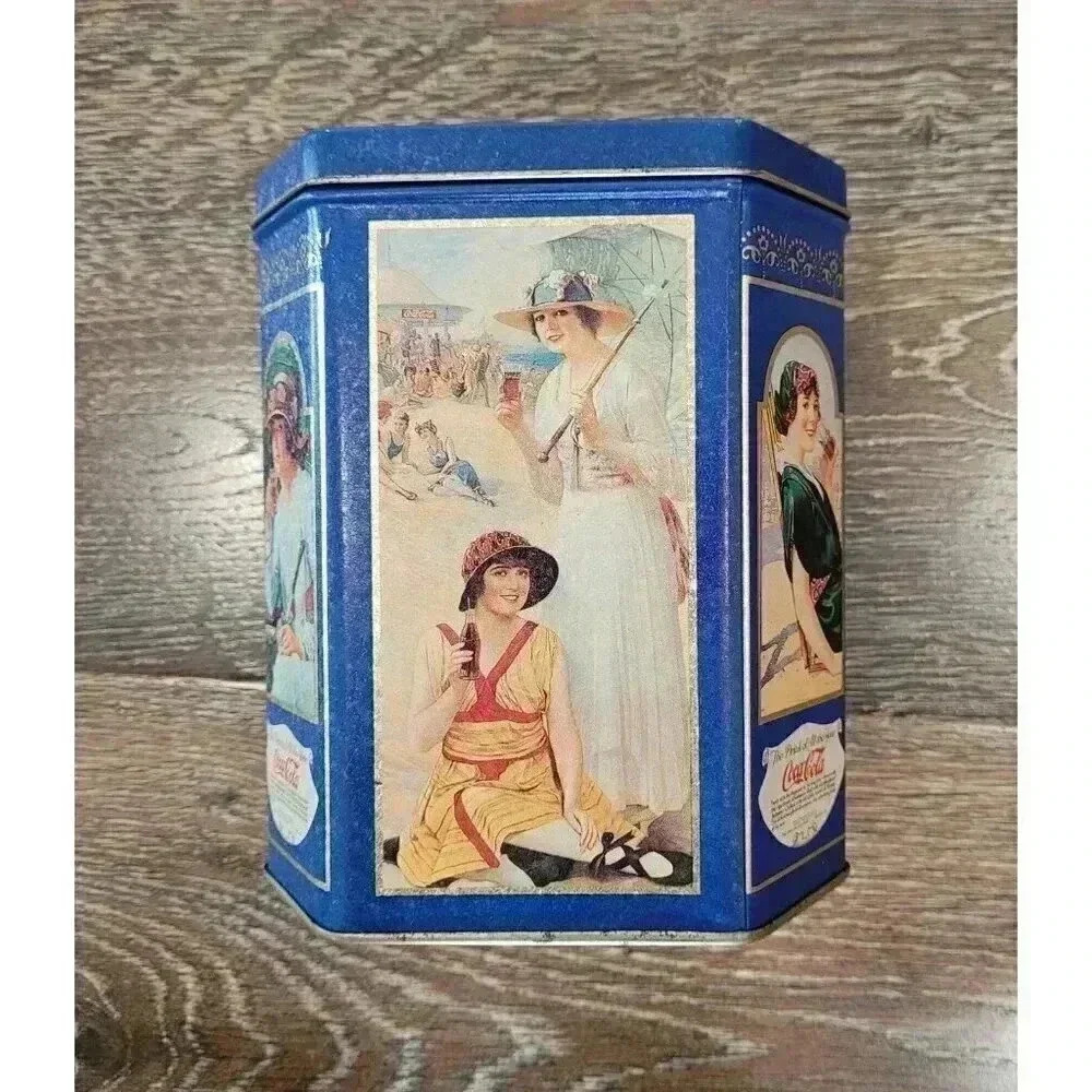 Vintage Coca Cola metal tin‎ #1